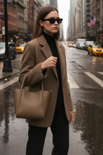 Load image into Gallery viewer, Miniz -Tote Bag