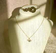 Load image into Gallery viewer, Elegant Eye - Pure & Positivety