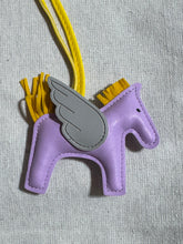 Load image into Gallery viewer, Pegasus Charm￼
