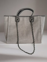 Load image into Gallery viewer, Personalized Wool Tote with Chain
