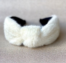 Load image into Gallery viewer, Bright winter Fur Headband - White
